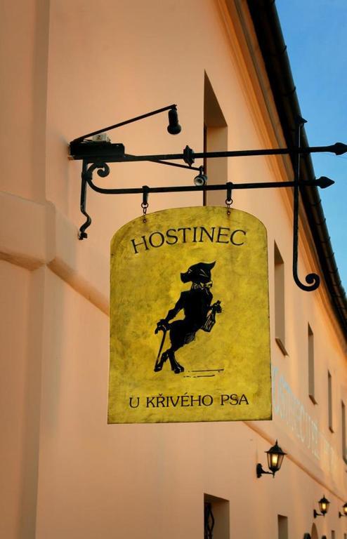 Penzion U Kriveho Psa Frýdek-Místek Екстериор снимка